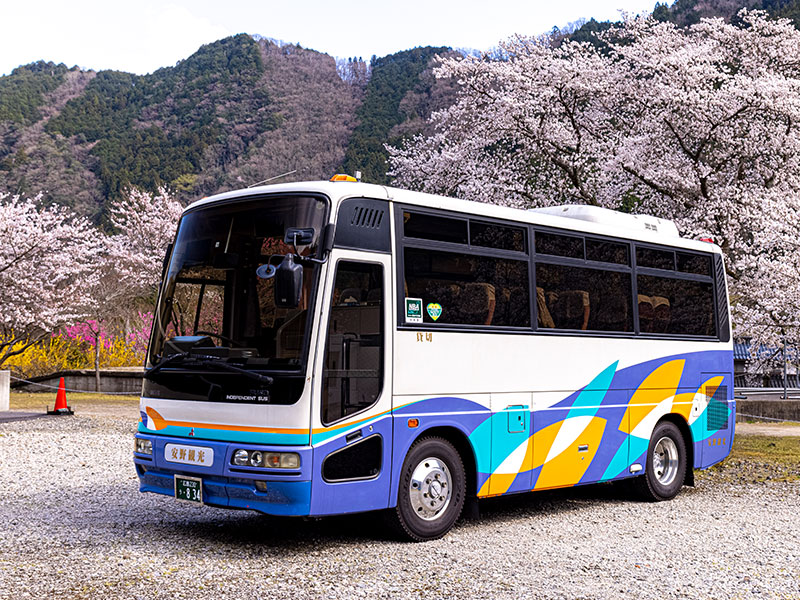 安野タクシー 小型バス